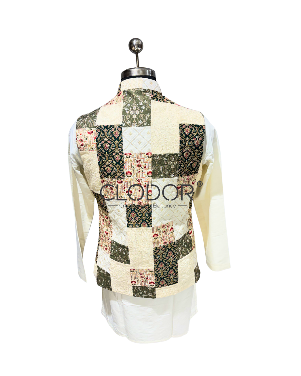 Multicolour patchwork detailing on back of premium bandi kurta set – Clodor