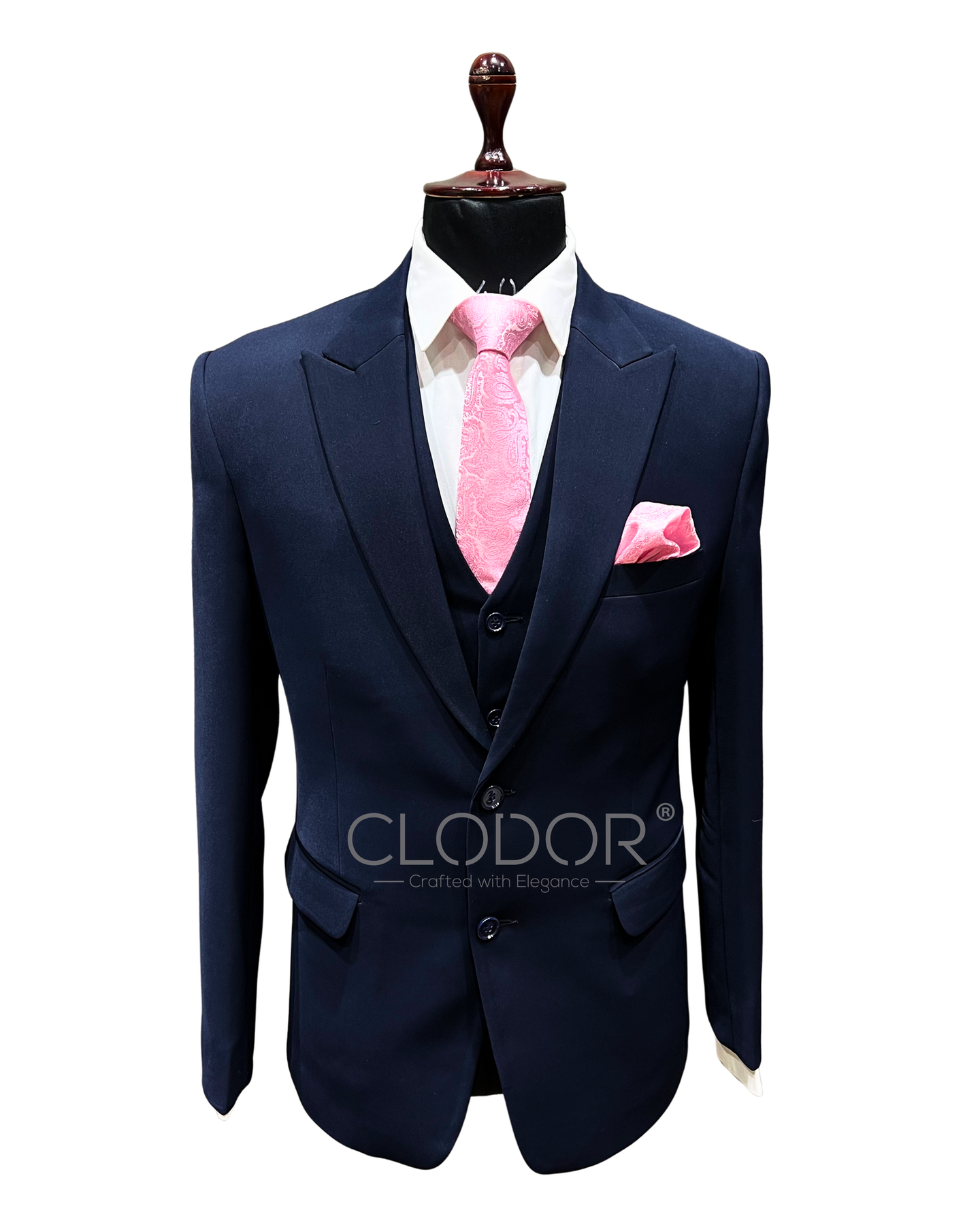 Dark blue three piece suit for men in Japanese crepe with sharp lapels and waistcoat – bespoke by Clodor
