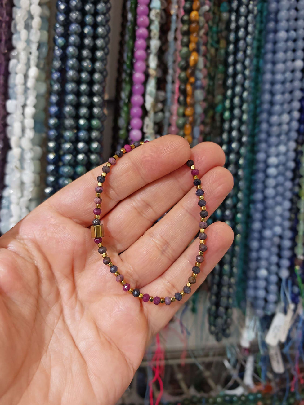 Minimal Yakut Safir bilekliğimiz