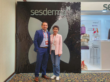 Experta dermatóloga