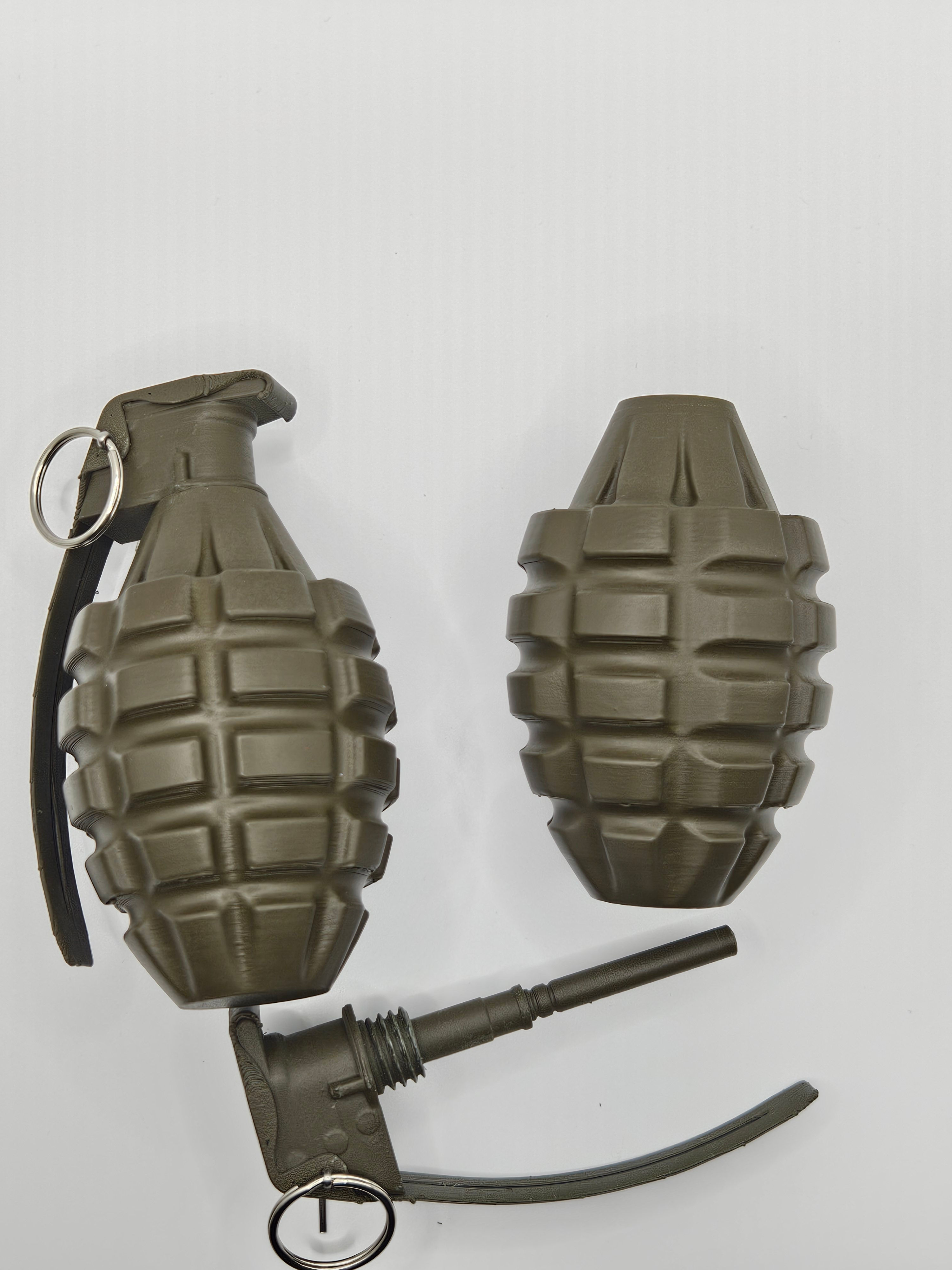 X2 U.S. Pineapple Grenades 