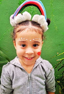 Criança feliz Abenco