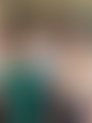 Familie Esau in der Selah-Buchhandlung