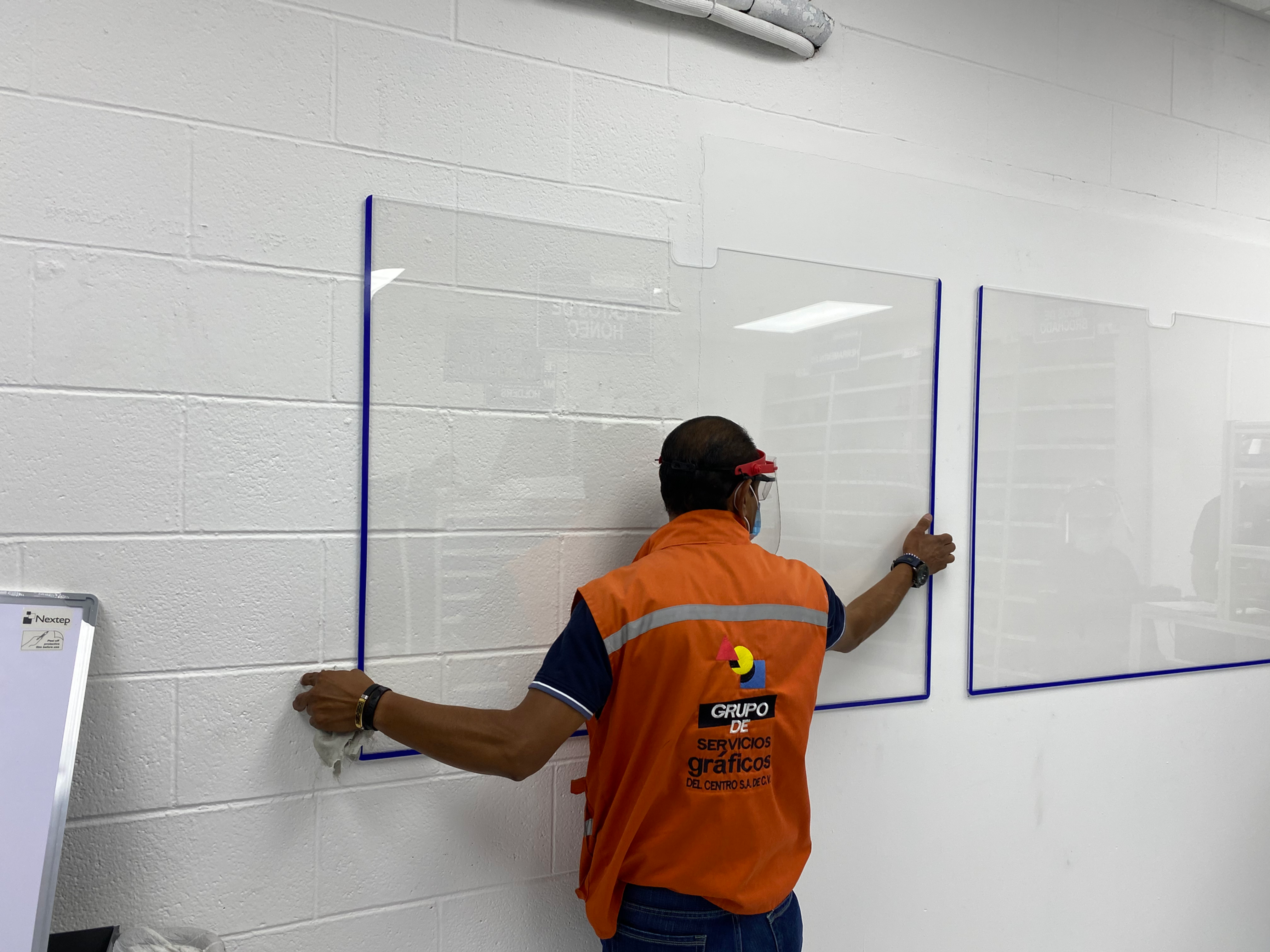 Document holder 8 cards