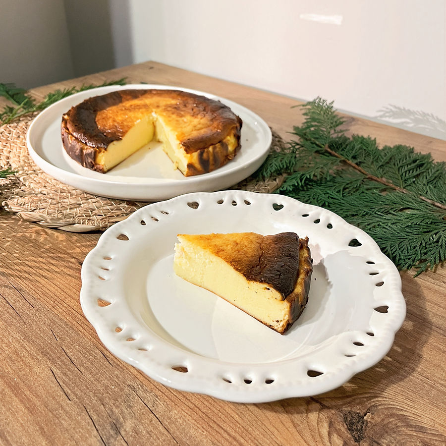 slice original burnt basque cheesecake