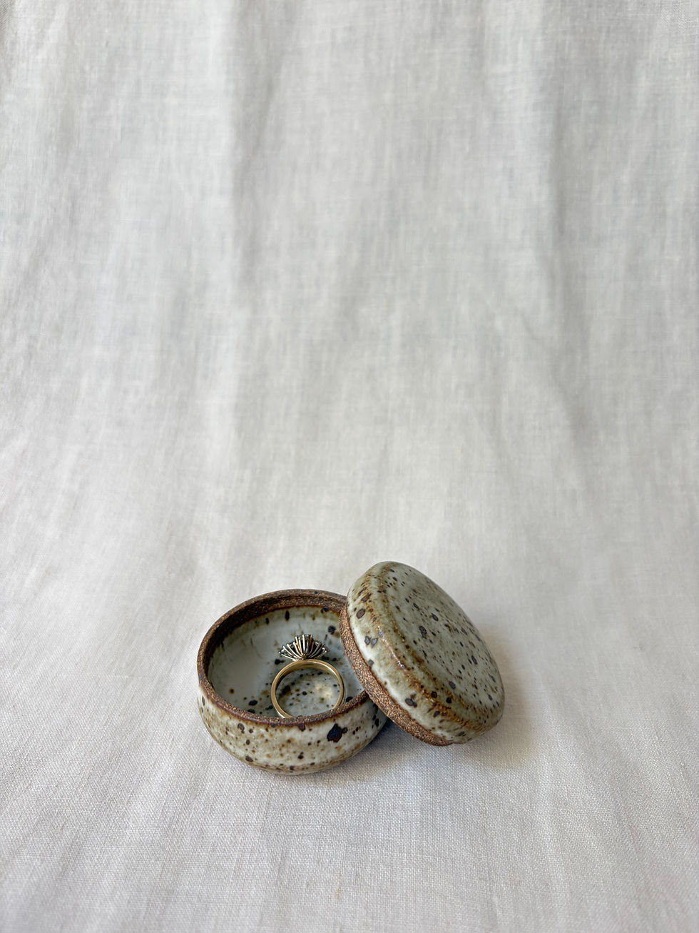 Thumbnail: Ring Jar (F)