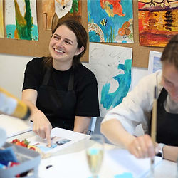 Parne zajęcia z malowania na płótnach