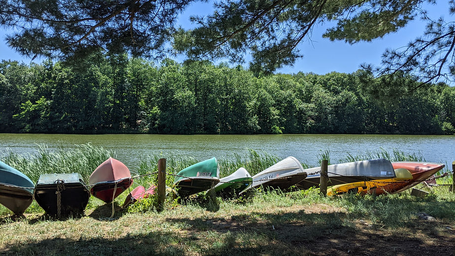 canoes.jpg