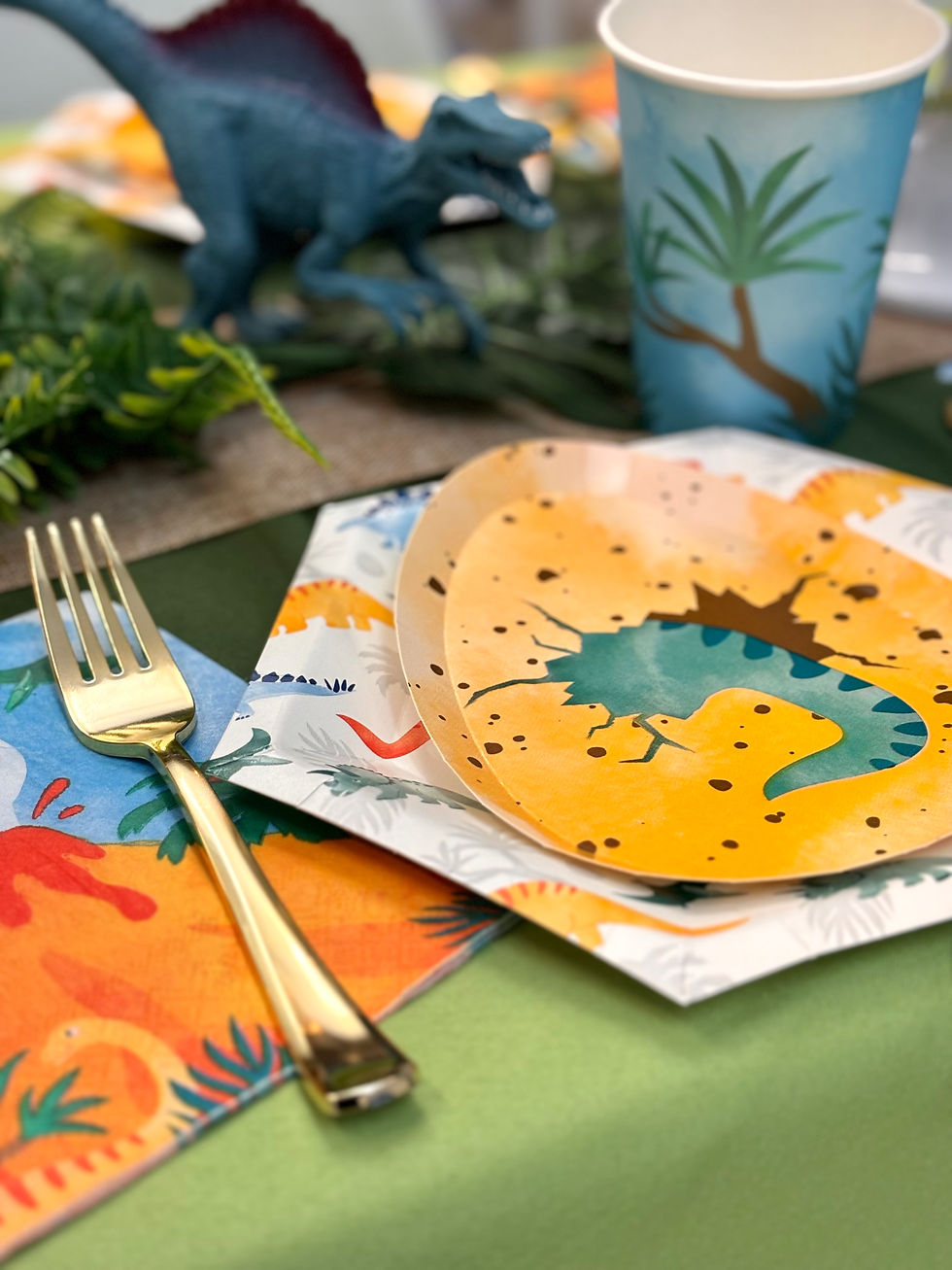 Thumbnail: Dino Party Dinosaur Egg Plates