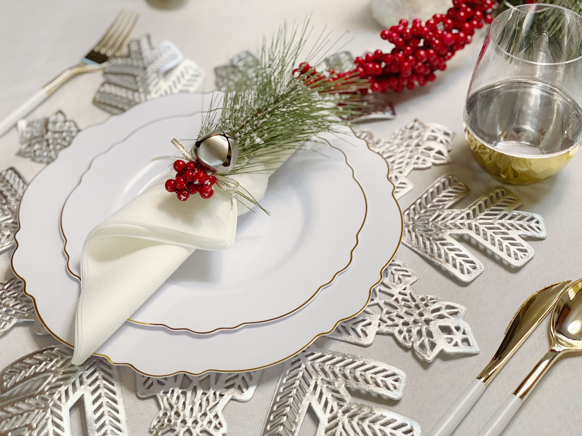 Extra Tableware- Holiday Magic
