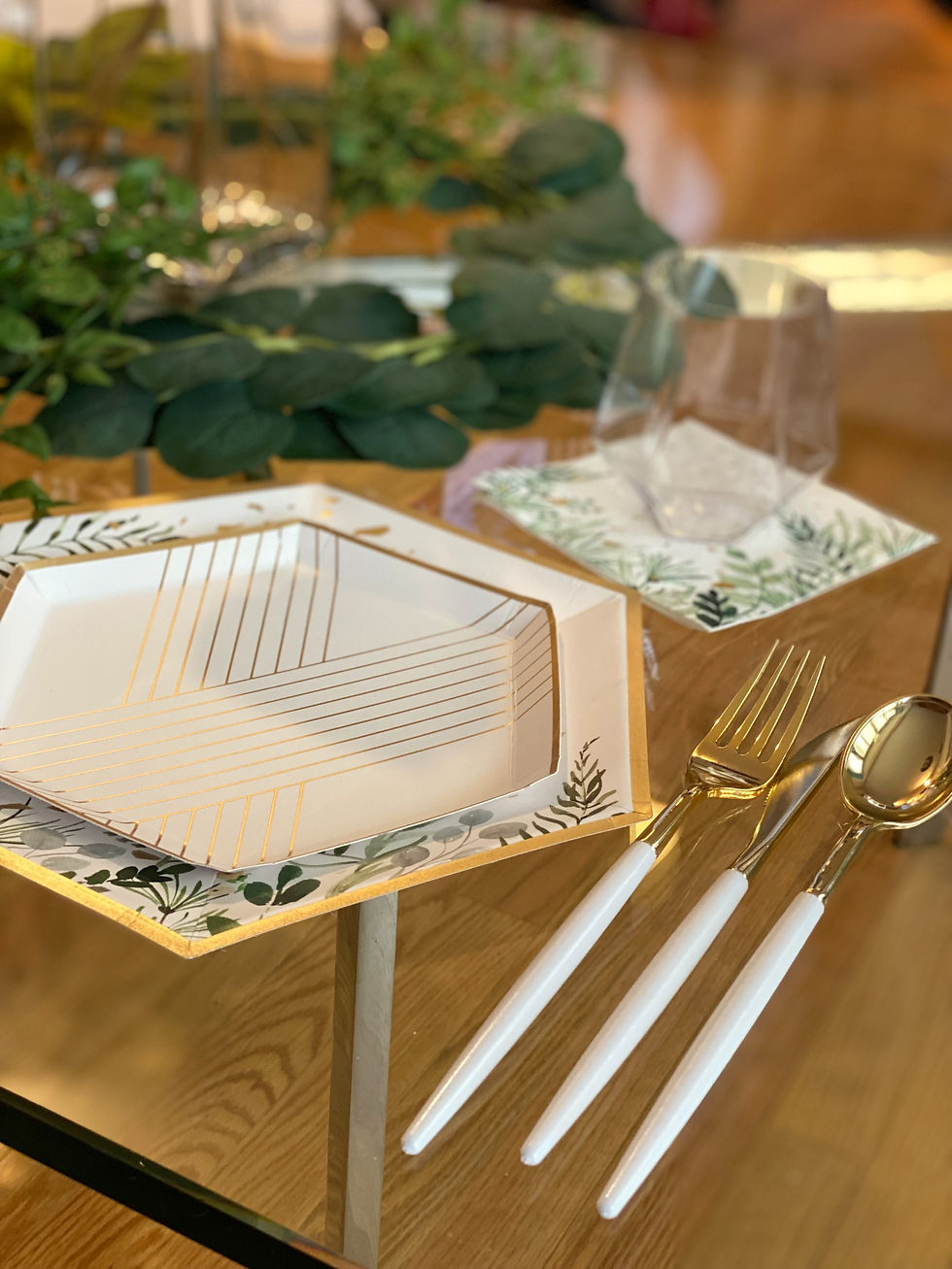 Thumbnail: Secret Garden Tablescape Kit