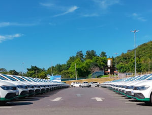 Prefeito Fernando Pellozo entrega nova frota de veículos para otimizar serviços públicos