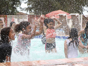 Passeio no Sesc Universitário oferece para crianças e adolescentes assistidos pelo CRAS de Senador