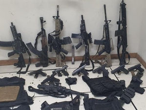 Governo do RJ vai pagar R$ 5 mil a policiais civis e militares por cada fuzil apreendido