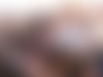 Prefeito Fernando Pellozo e Alexandre Baldy entregam cartões e escrituras na Praça Criativa Central