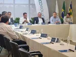 Vanderlan diz que não vai recuar, mas faz acordo com Mabel para 2º turno em Goiânia
