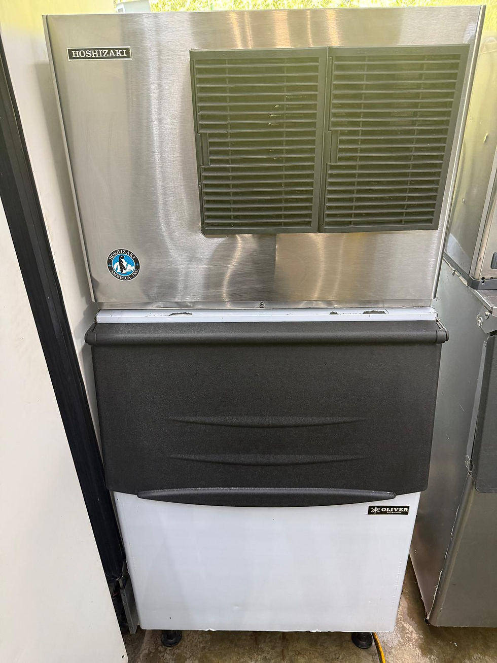 Thumbnail: Hoshizaki KML-250MAH Commercial Ice Maker with Oliver Ice Storage Bin