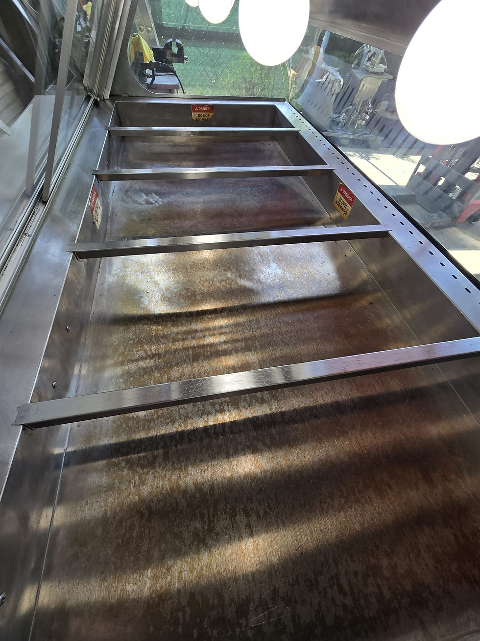 Thumbnail: Full Countertop Heated Merchandiser 70"W