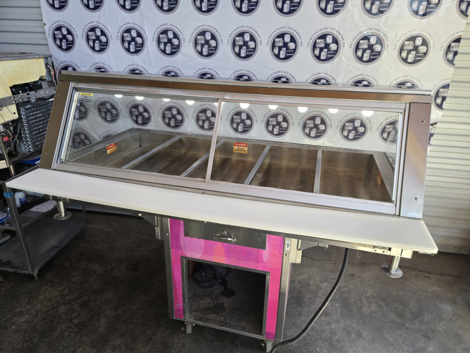 Full Countertop Heated Merchandiser 70"W