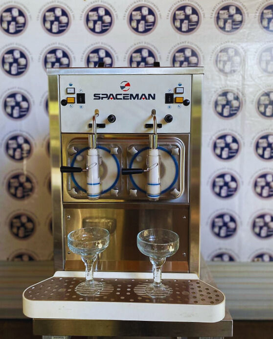 Thumbnail: Spaceman 6455 Commercial Soft Frozen Beverage Machine 110V – Year 2018 – Tested
