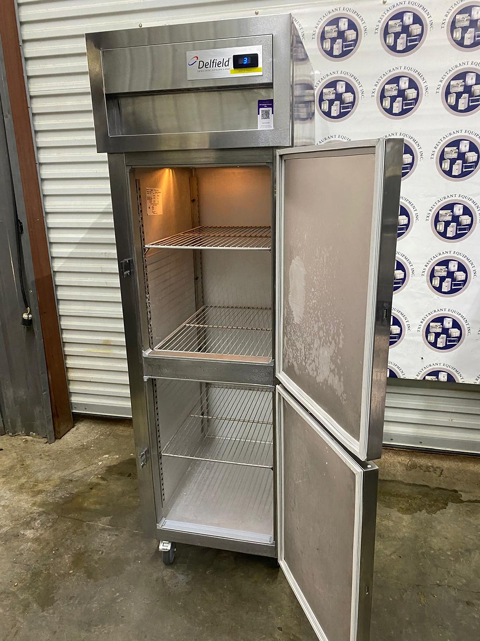 Thumbnail: Delfield SAF1N-SH 26" One Section Reach-In Freezer w/ 2 Half Solid Doors, Top M