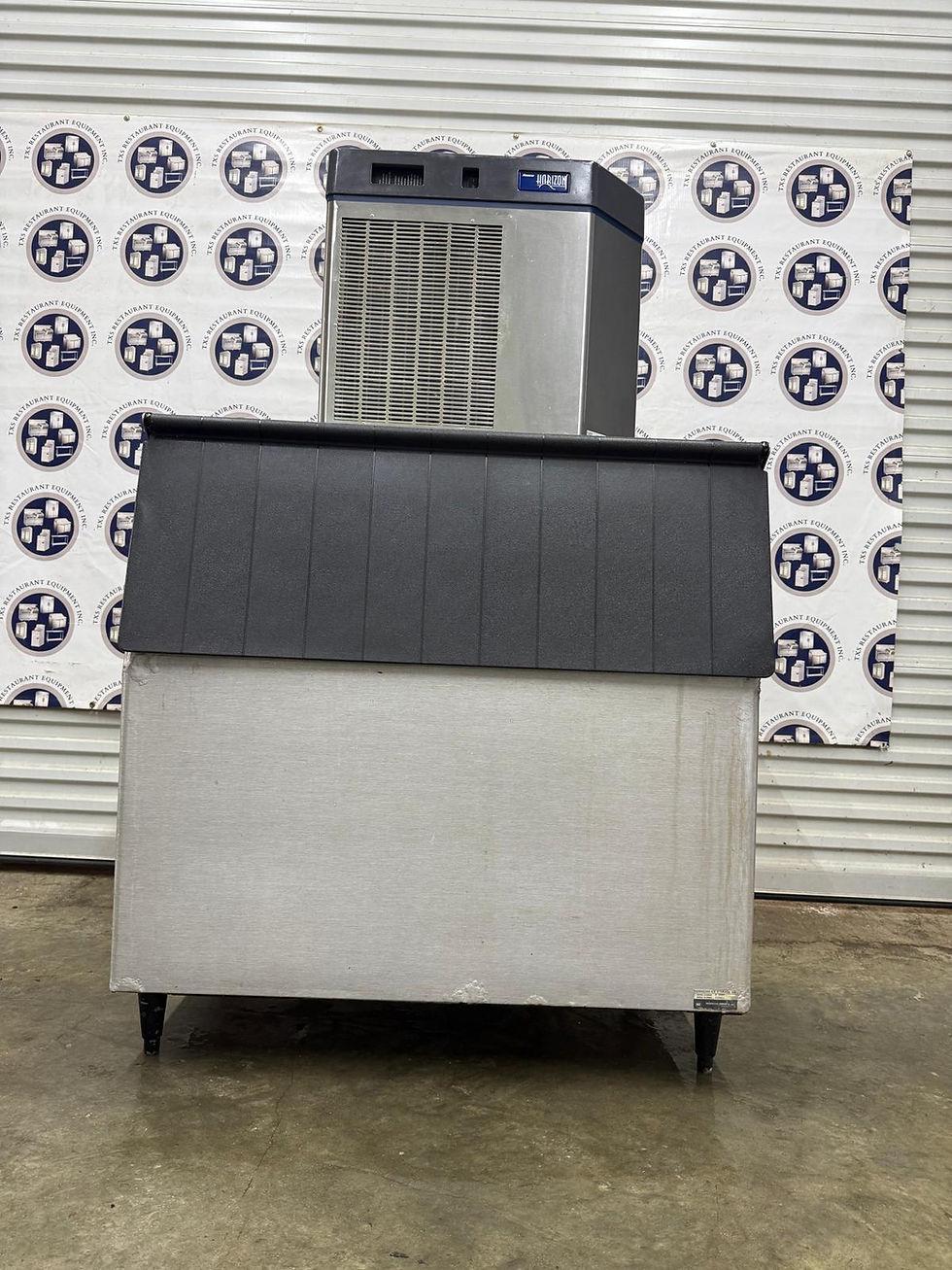 Thumbnail: Follett HCC1000A Ice Machine Nugget Compressed