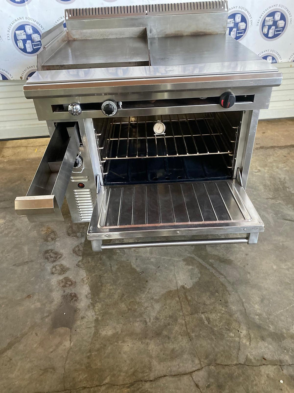Thumbnail: US Range C836-9 Heavy Duty 36" Gas Range – Used