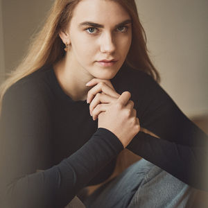 Timeless Studio Portraits with Olena