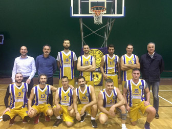 Prima uscita per la formazione Senior del Basket Bee: Bk. Hornet 49 - 62 Bk. Circle Lt.