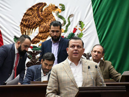 Memo Valencia volverá a colocar escultura de Hipólito Mora derribada por  delincuentes en La Ruana