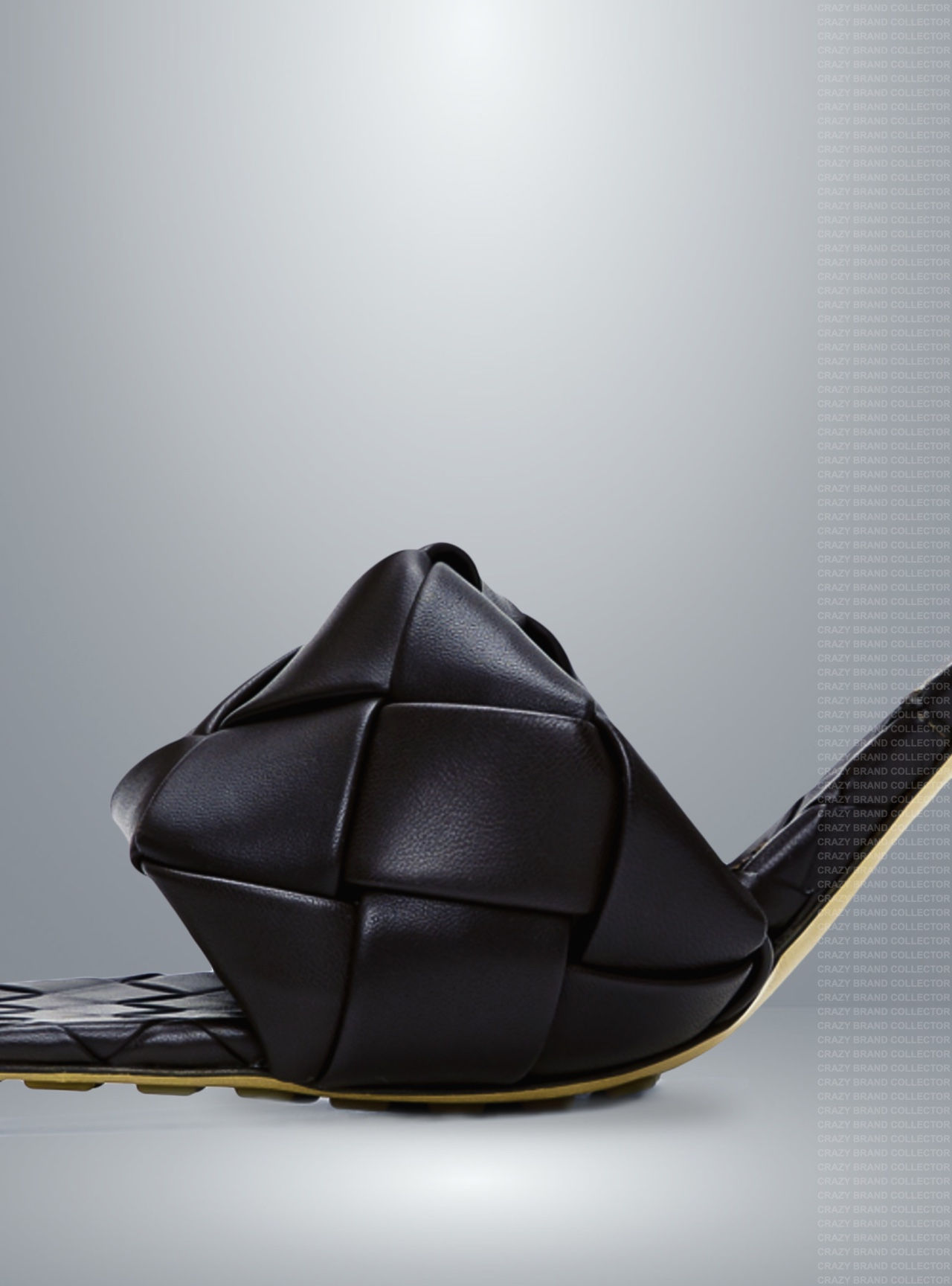 BV Lido Intrecciato-woven leather sandals