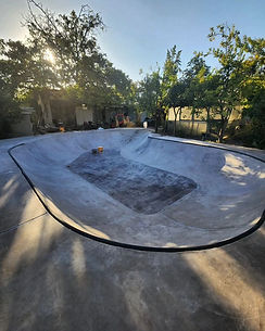 ¿Alguien dijo Bowl ¡Echale un vistazo a esta joyita!  Este bowl privado de concreto es la 