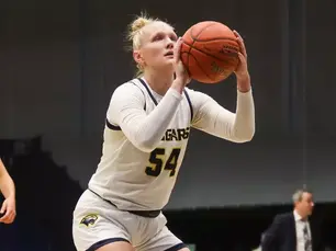 Three from Women's Basketball earn All-CL honors