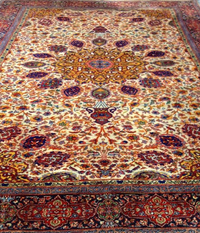 Tapis Tabriz, 140 x 230 cm, noué main, 1980, Parfait