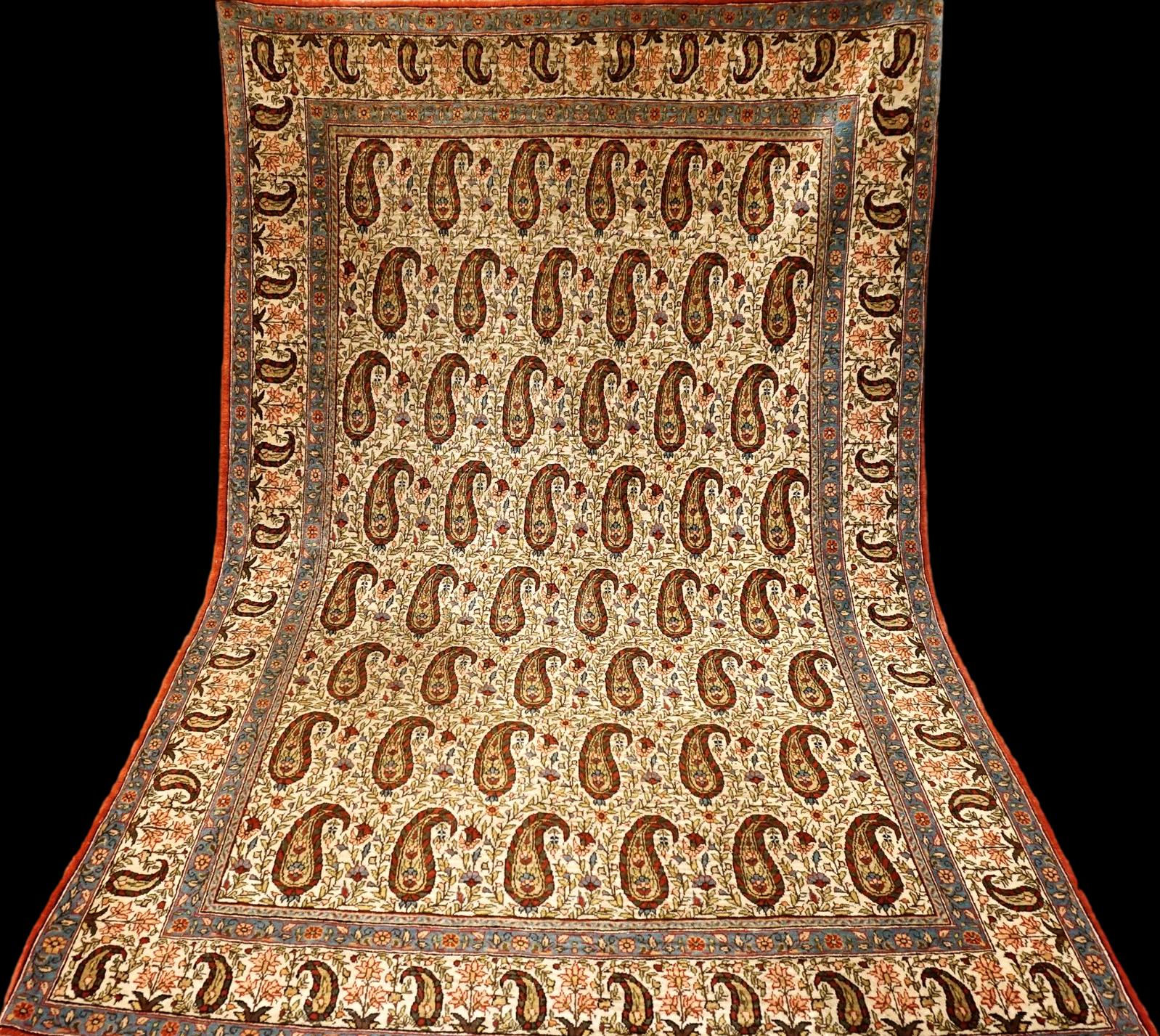 Tapis Gouhm, décor, botehs, 135 x 210 cm, Iran, 1960-1970