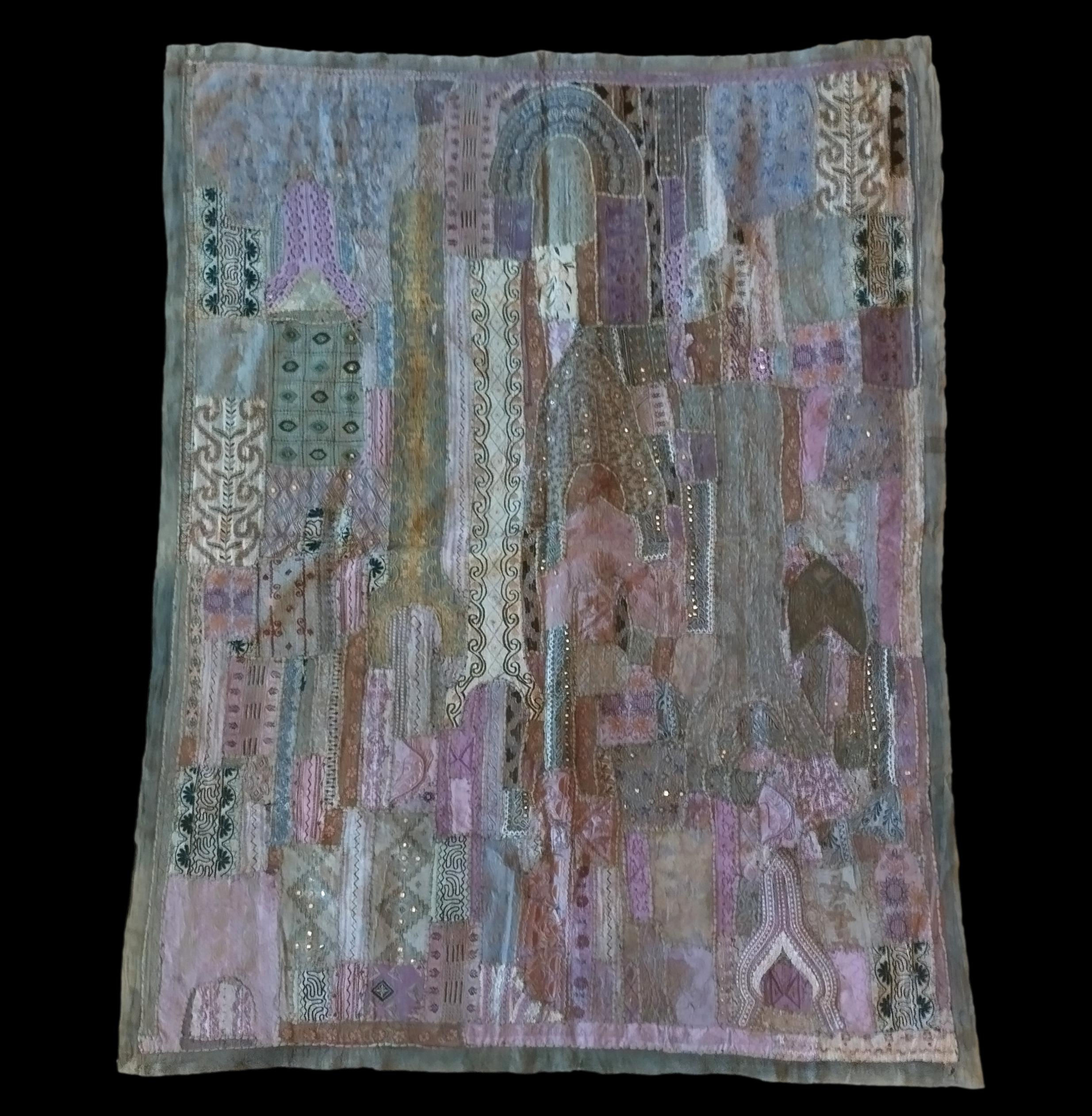 Broderie miroir ou Sheesha ancien, 162 x 213 cm, Gujarat