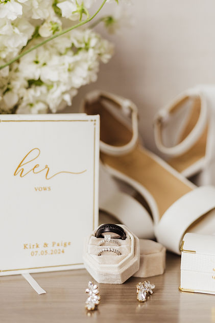 Toronto Wedding Photographer - Justyne Edgell