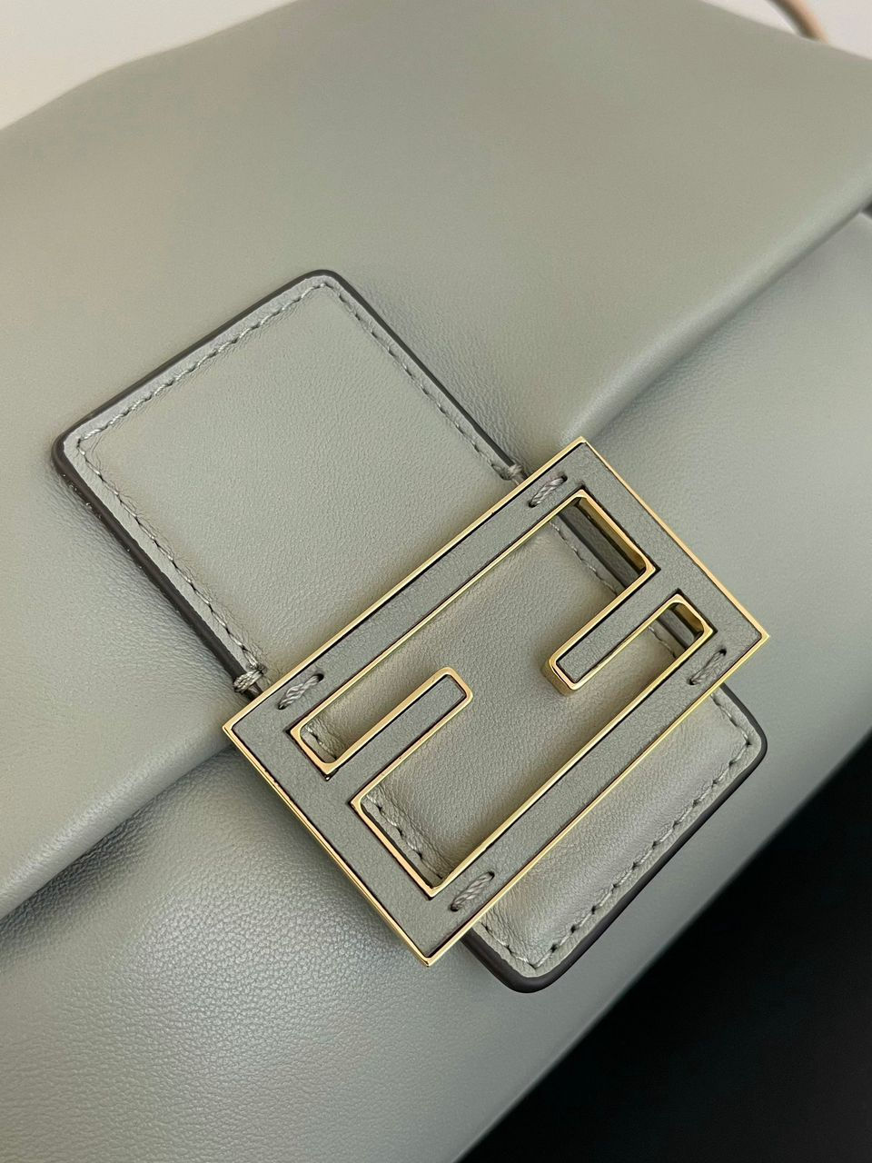 Miniatura: Bolsa Fendi