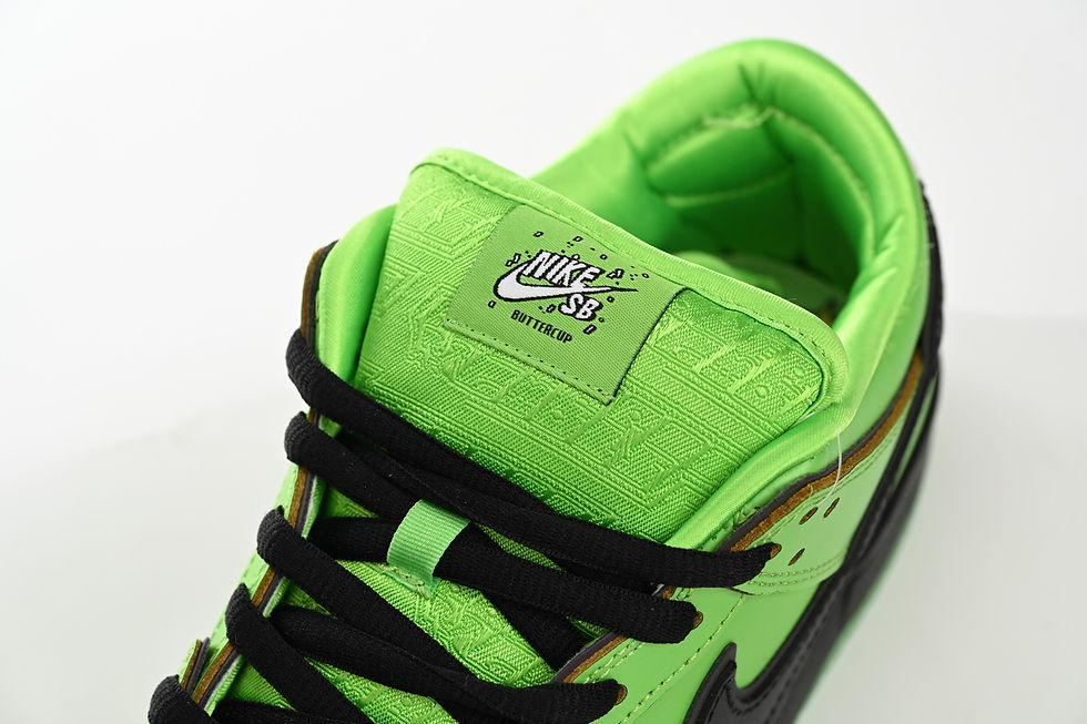 Miniatura: The Powerpuff Girls x Nike SB Dunk Low “Buttercup”