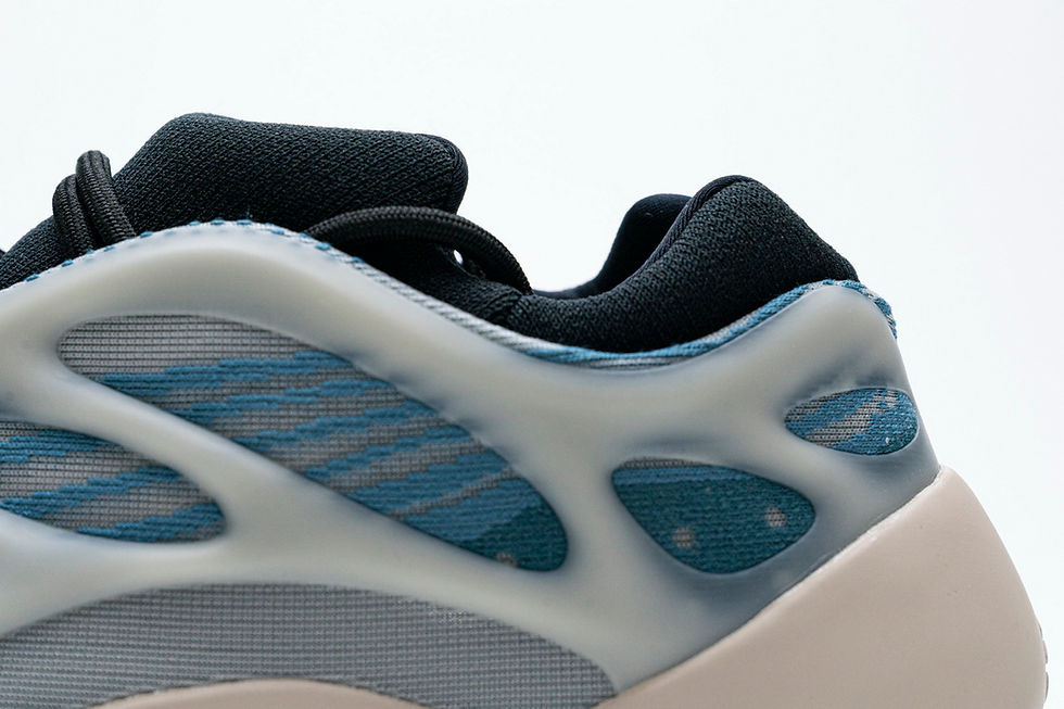 Miniatura: GY0260 adidas Yeezy 700 V3 “Kyanite”