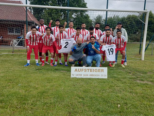 1. Herrenfussballmannschaft steigt auf
