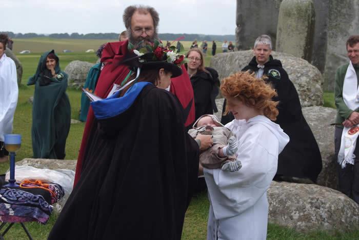 Wiccaning, Stonehenge - 2011