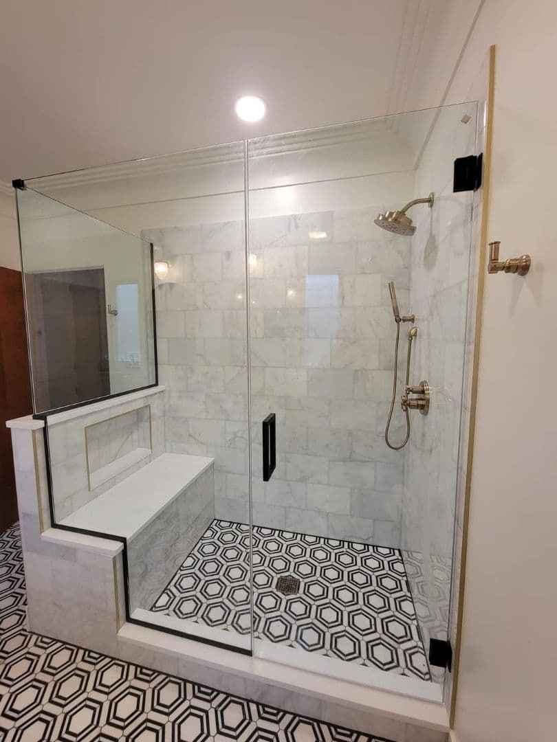 Thumbnail: Chicago Loop Custom Frameless Shower Door