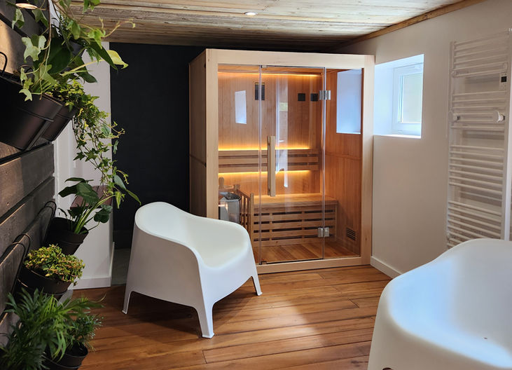 sauna interieur gite jura 12 personnes