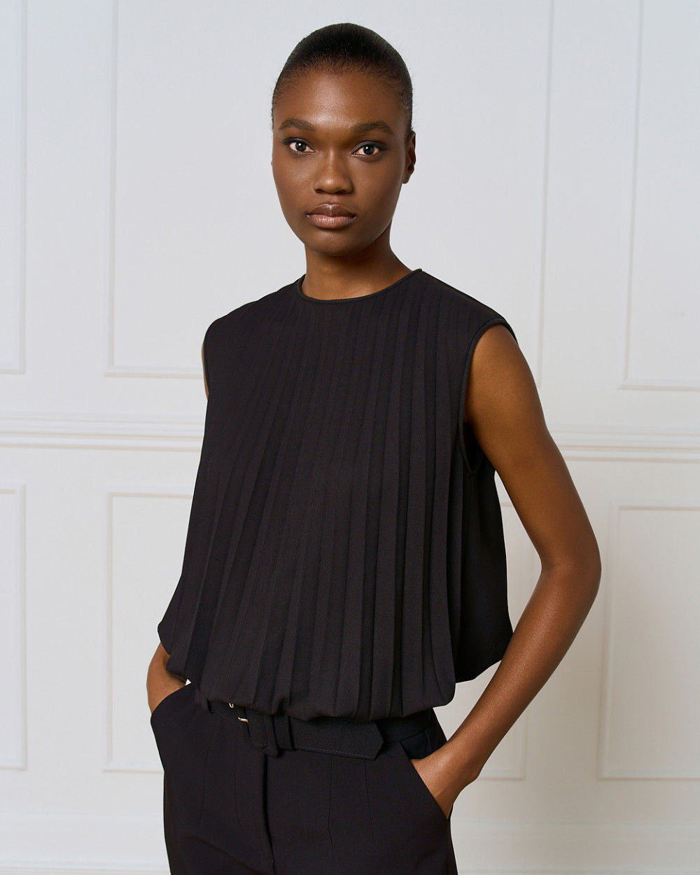 ACCESS PLEATED CROPPED BLOUSE