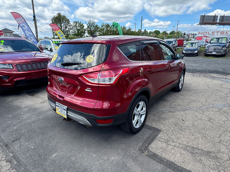 Thumbnail: 2014 Ford Escape (140k miles)