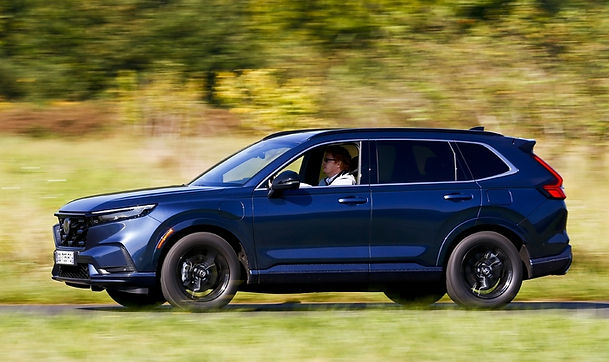 S1-essai-honda-cr-v-e-phev-2023-l-art-du-zen-774360.jpg