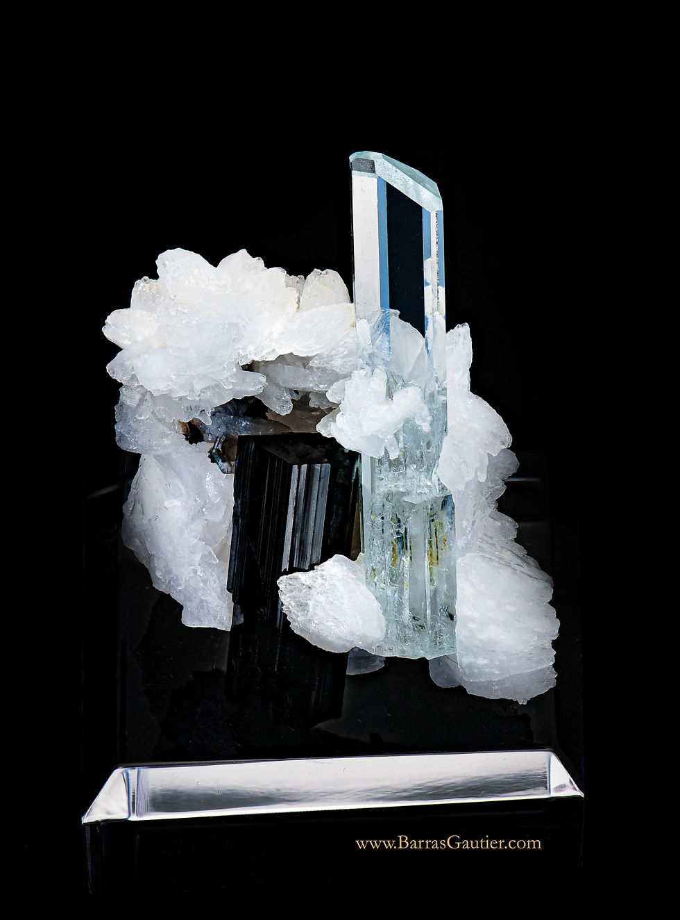 Thumbnail: Beryl Aquamarine - Orthoclase - Tourmaline Schorlite