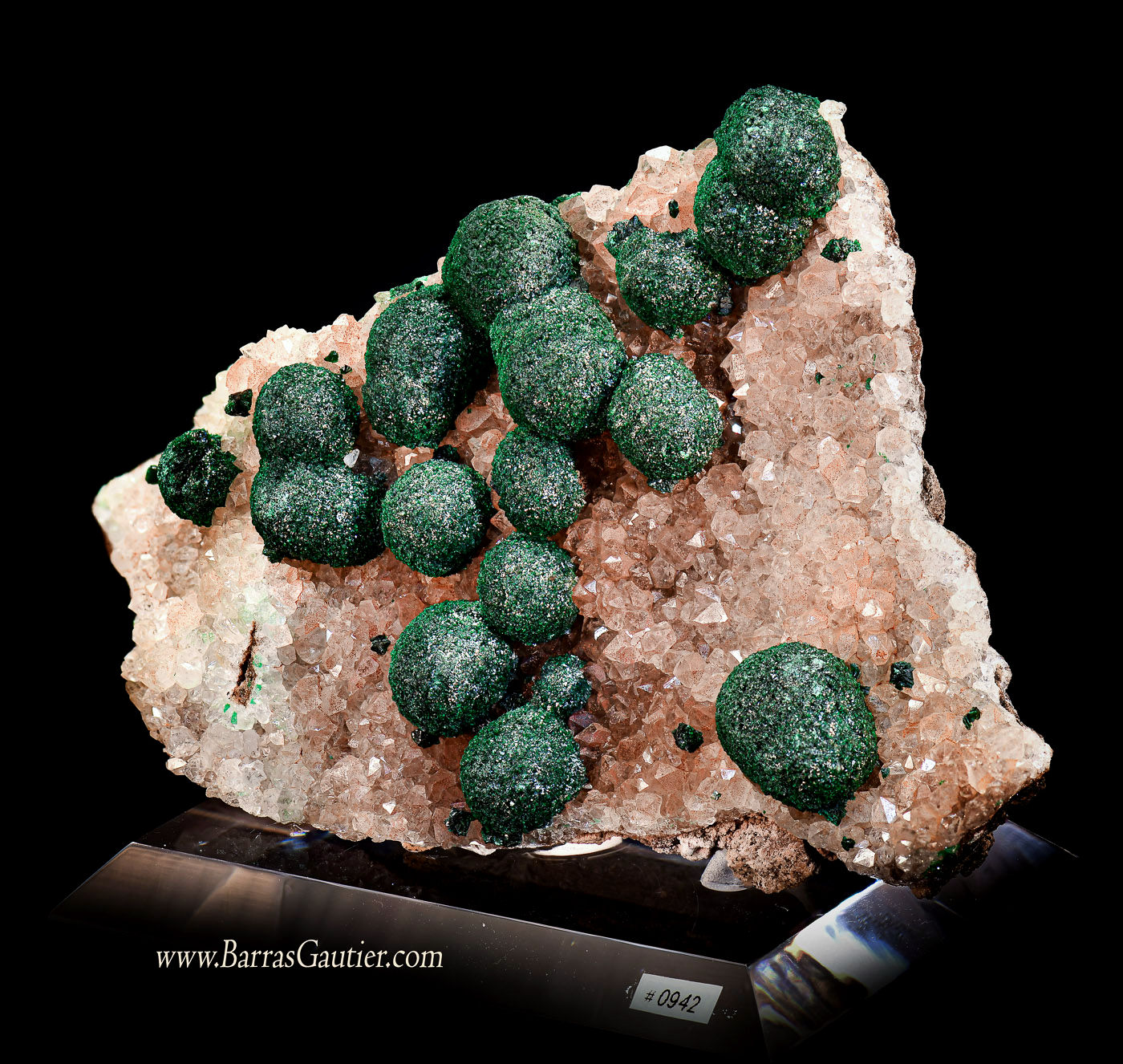 Malachite on Quartz