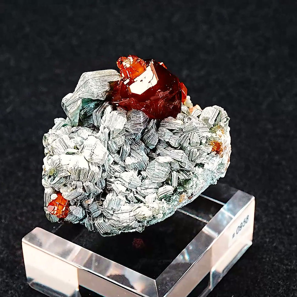 Thumbnail: Grossular Garnet, Hessonite Variety - Clinochlor